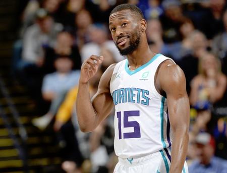 尼费斯的身 尼费斯的身