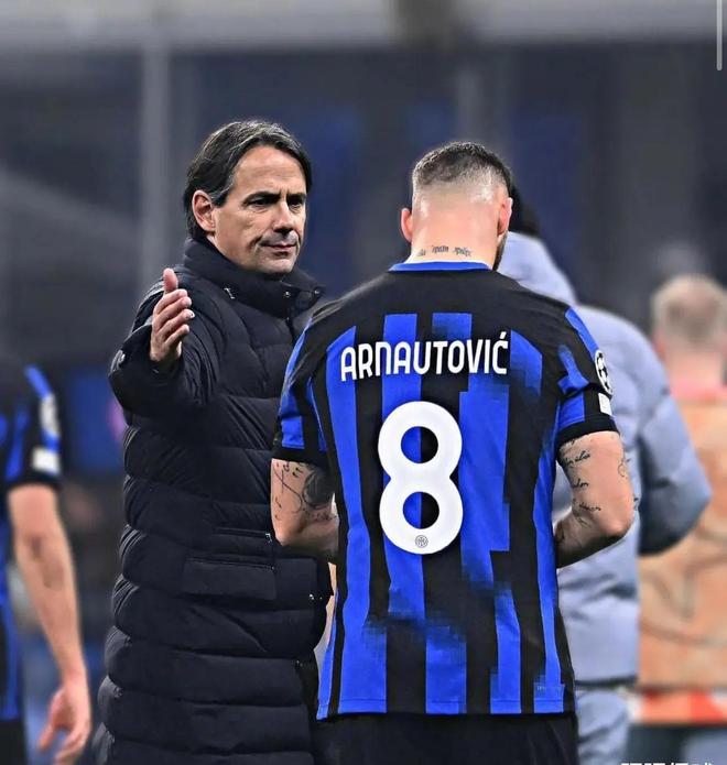 浓墨重彩的 浓墨重彩的