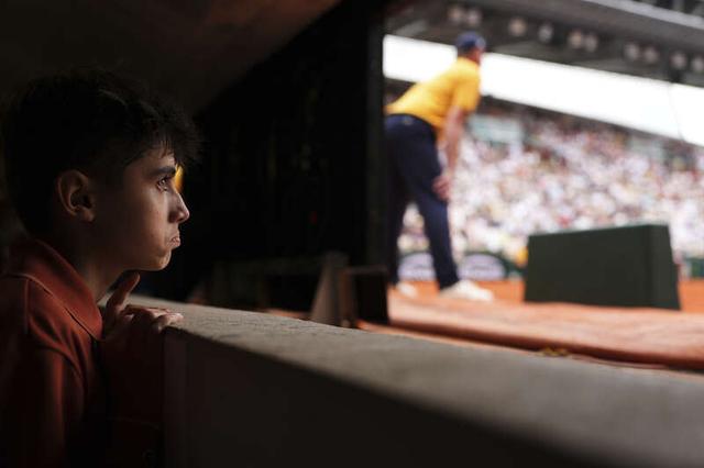 不仅拉近了 不仅拉近了